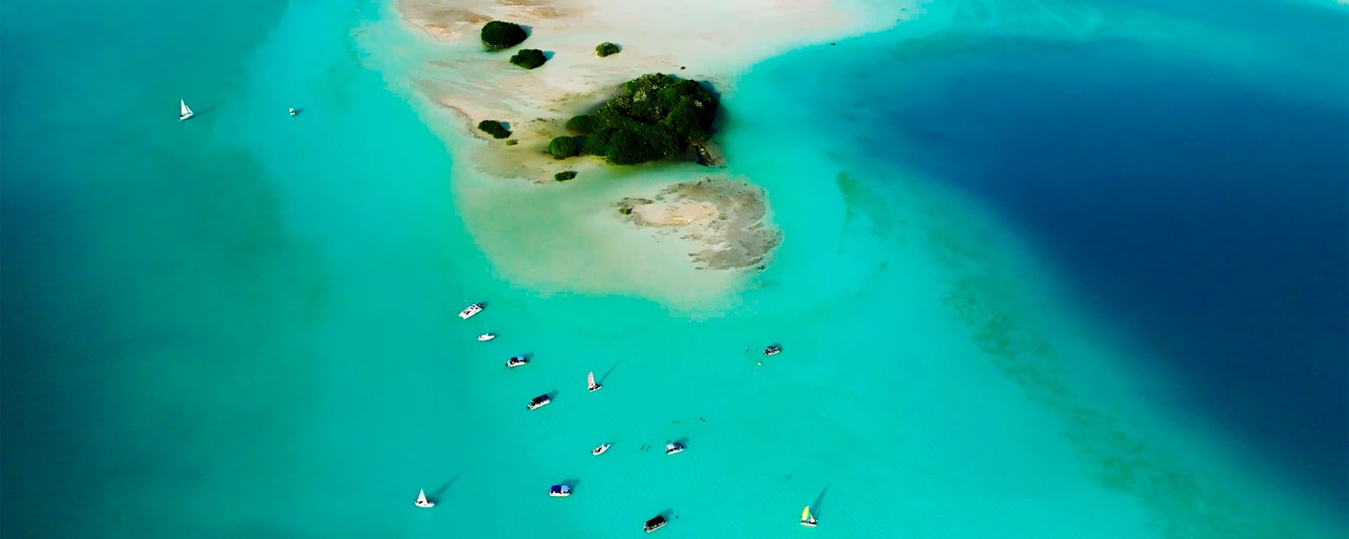Moon Experiences (agencia de viajes en Cancún) fotografía de la laguna de Bacalar