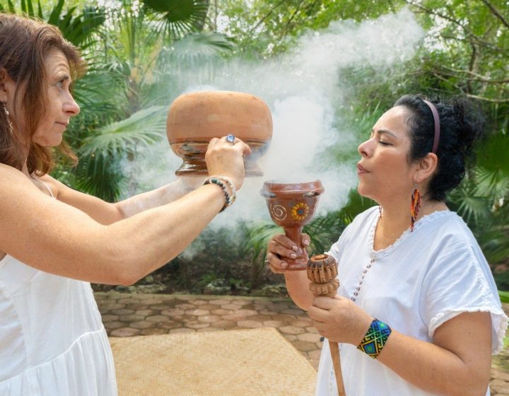 Ceremonia de cacao una experiencia de bienestar y wellness en Cancún por Moon Experiences